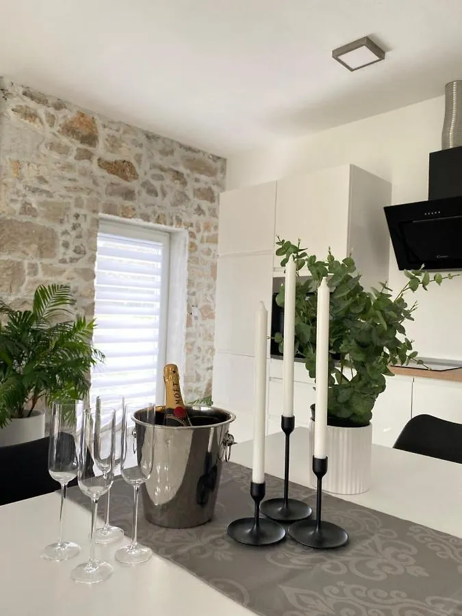 Holiday House Lucia Sukosan Croatia